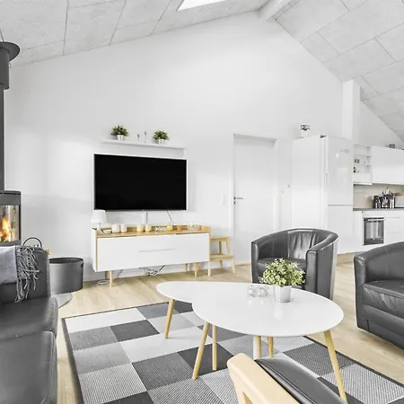 Kirsi - 1-6km From The Sea By Interhome Løkken
